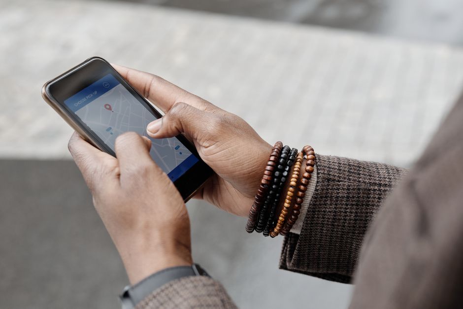 Malaysian shopper searching on smartphone