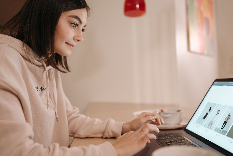 What WooCommerce and Shopify actually are